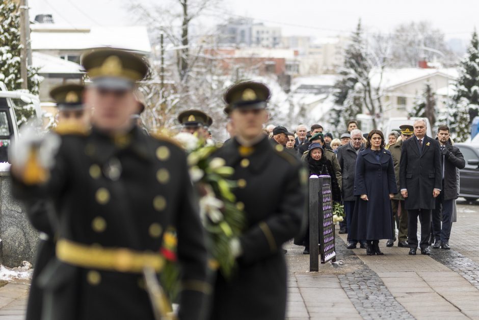 Prezidentas: Rusijai trypiant Ukrainą, svarbu turėti tokius simbolius kaip A. Ramanauskas