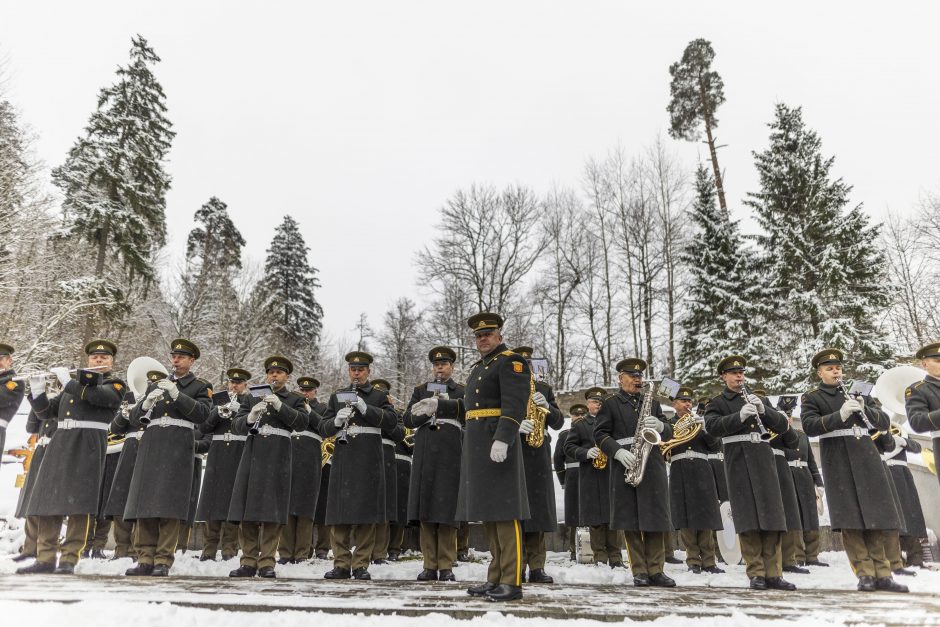 Prezidentas: Rusijai trypiant Ukrainą, svarbu turėti tokius simbolius kaip A. Ramanauskas