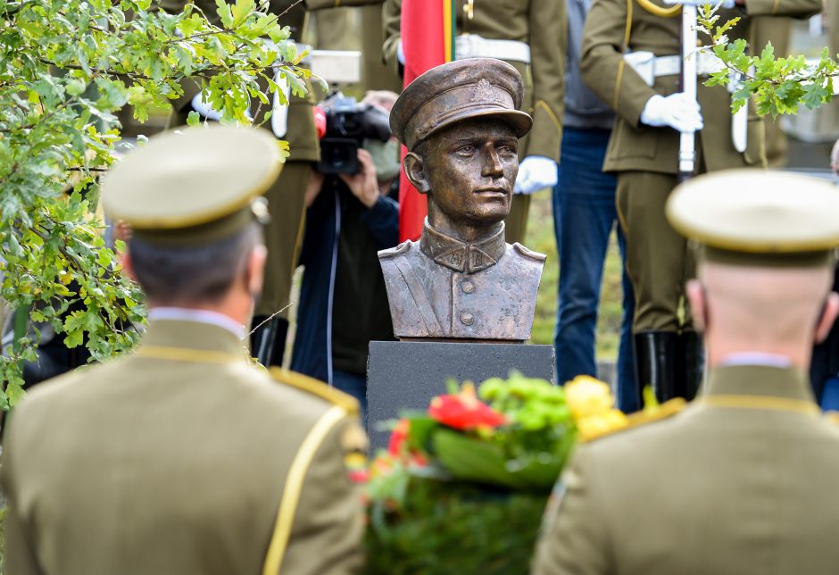 A. Ramanausko-Vanago dukra: džiaugiuosi, kad Lietuva įvertino jo auką