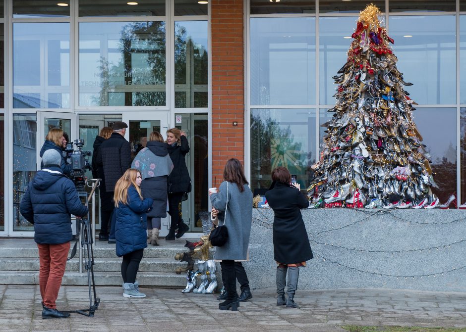 Vilnių garsina ir keisčiausiai puoštos eglės