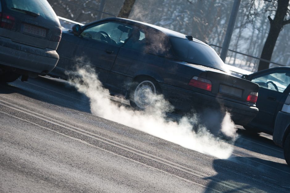 Pritarta A. Širinskienės siūlymui atidėti taršių automobilių mokestį