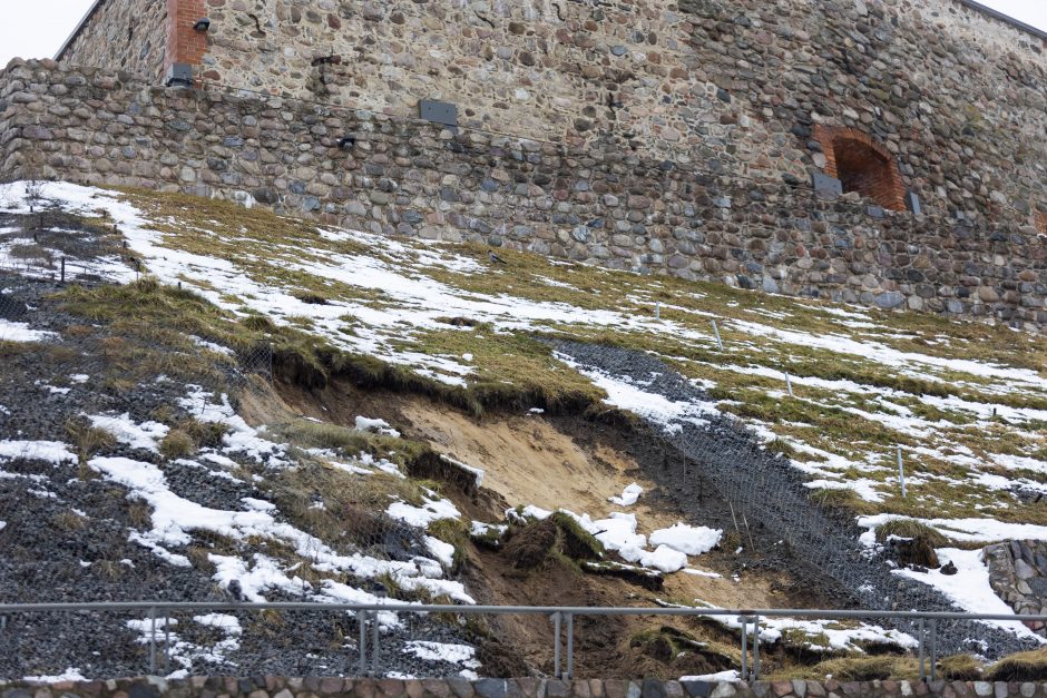 Gedimino kalno pietrytiniame šlaite – nauja nuošliauža