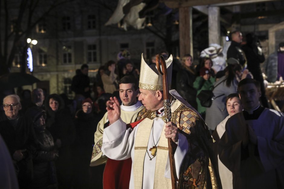 Vilniaus vyskupai: Kristaus gimimas yra žmonijos džiaugsmo šaltinis