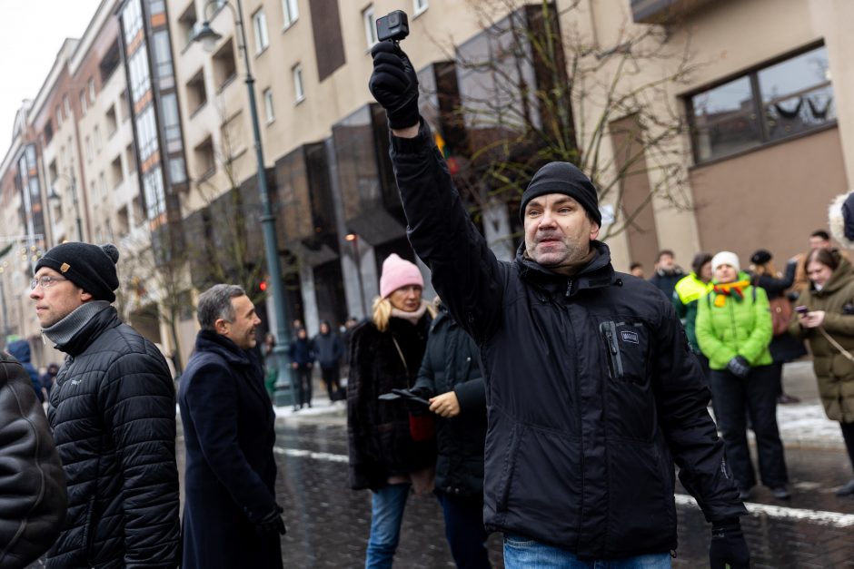 Po protesto – A. Orlausko pareiškimas apie valdžią: jie – ne vadovai, jie iškamšos