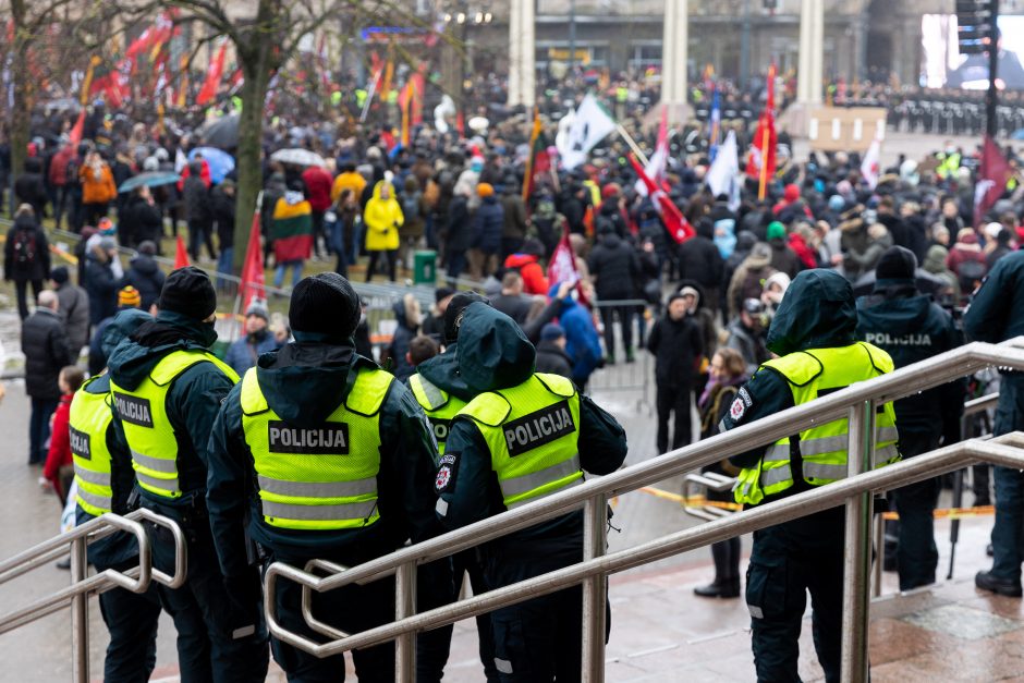 Po protesto – A. Orlausko pareiškimas apie valdžią: jie – ne vadovai, jie iškamšos