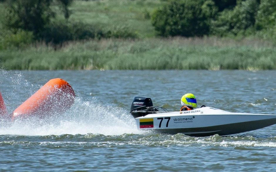 Motorlaivių akademija laukia naujokų