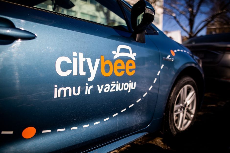 „CityBee“ automobilio vagystė policijai padėjo sulaikyti Interpolo ieškomą nusikaltėlį