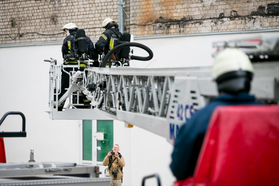 Prisikėlimo bažnyčioje šeimininkavo ugniagesiai