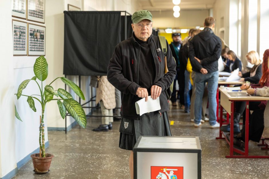 Kauniečiai noriai balsavo Seimo rinkimuose: kai kur – stebinantis aktyvumas