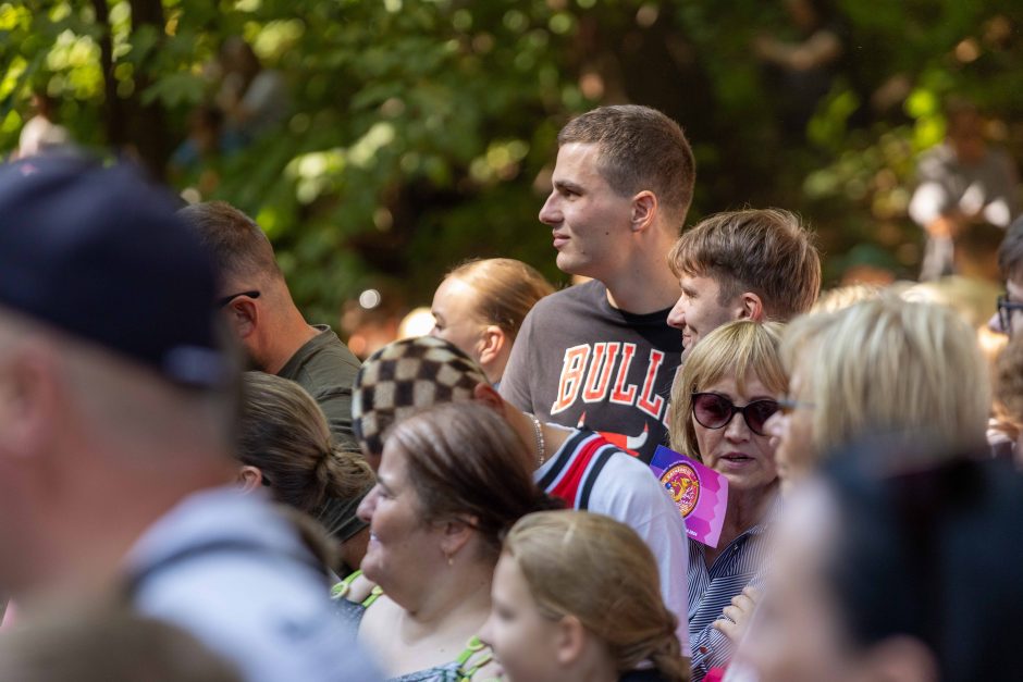 „Jabadabadū“ nuo kalno: muilinių lenktynėse – humoras ir kūrybiškumas