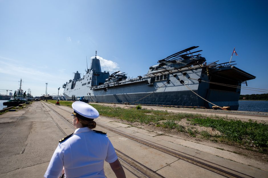 Klaipėdoje prišvartuotas „USS New York“ – plaukiantis memorialas Rugsėjo 11-osios aukoms