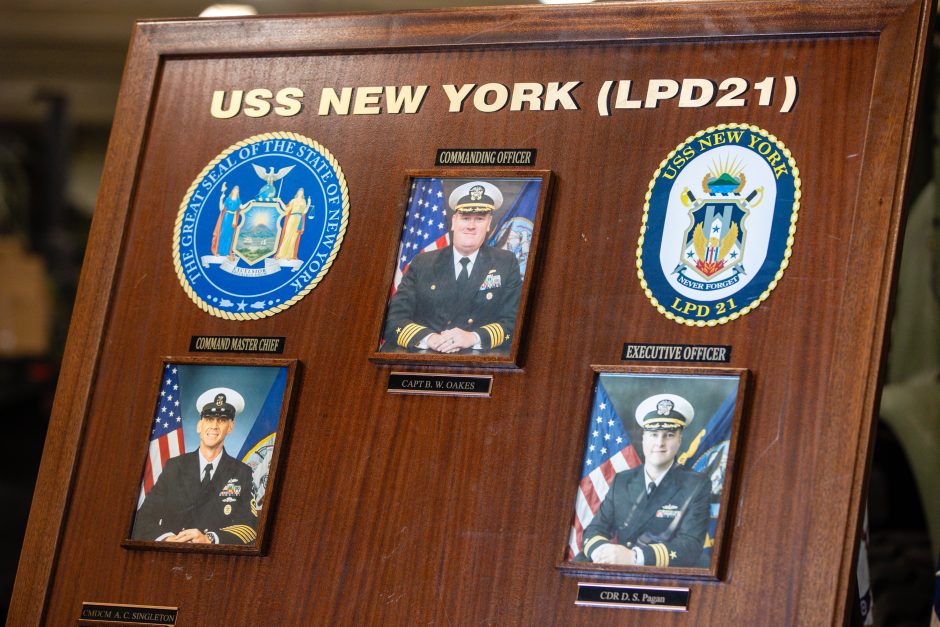 Klaipėdoje prišvartuotas „USS New York“ – plaukiantis memorialas Rugsėjo 11-osios aukoms