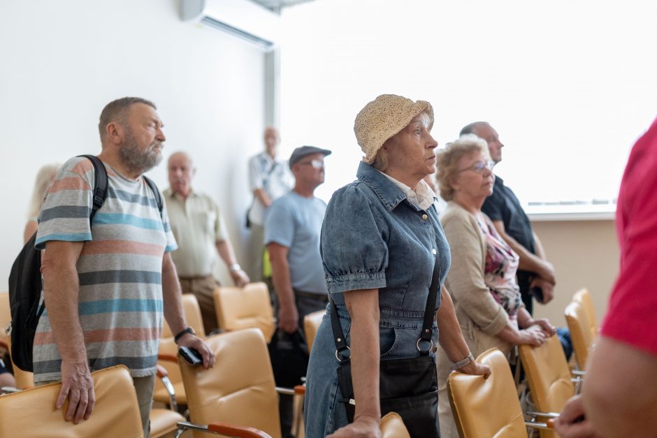 LAT perkvalifikavo A. Paleckio veiksmus į rengimąsi šnipinėti: bausmę sumažino pusmečiu