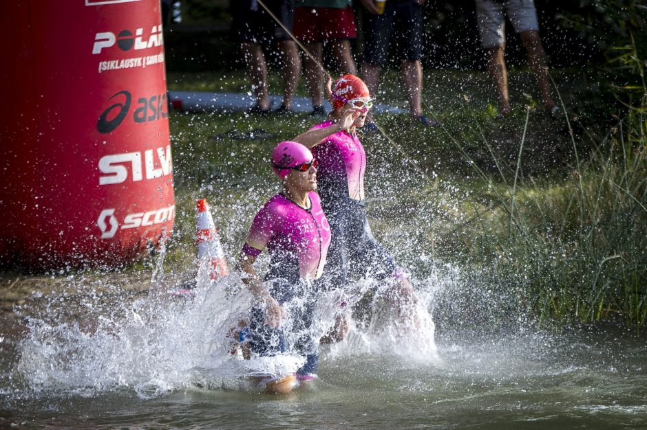 Lietuvos triatlono taurės etape Veisiejuose – M. Butrimavičiaus ir R. Cimarmanaitės triumfas