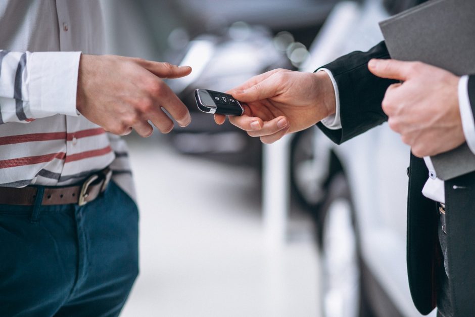 Nenaujo automobilio pirkimas – kaip pasala: galite tapti nematomo nusikaltimo auka