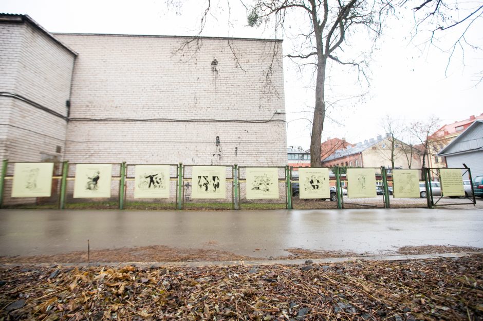 Šimtmetį švenčiantis teatras iš scenos persikėlė į unikalią galeriją