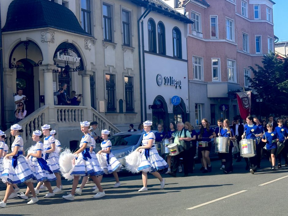 Klaipėdoje nuaidėjo paskutinis skambutis