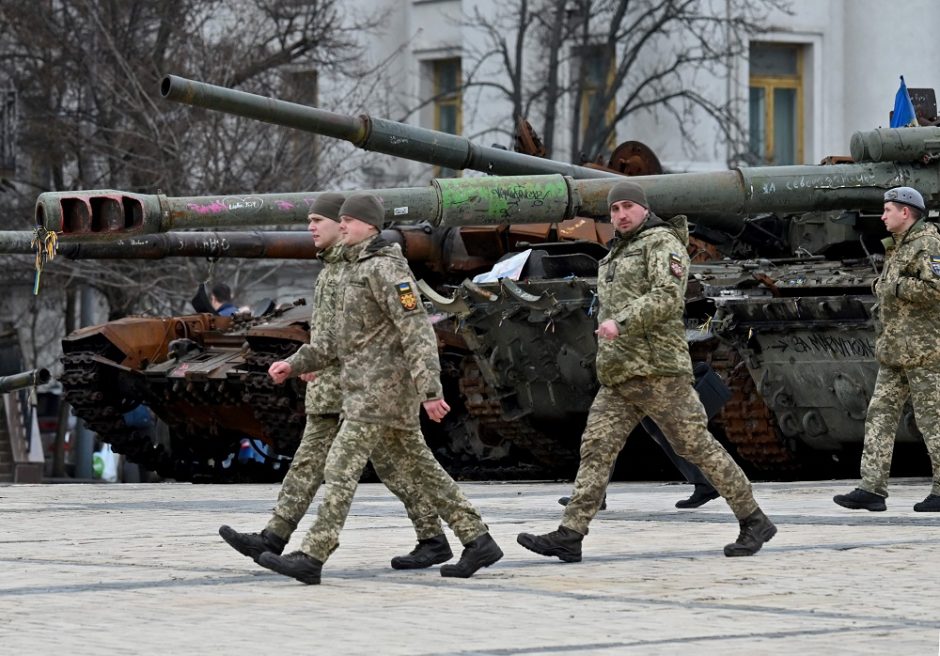 Lietuva ir 26 šalys sutarė toliau remti Ukrainos kelių ir geležinkelių atstatymą