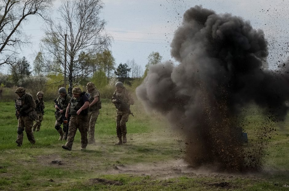 Ukraina sako esanti pasirengusi puolimui