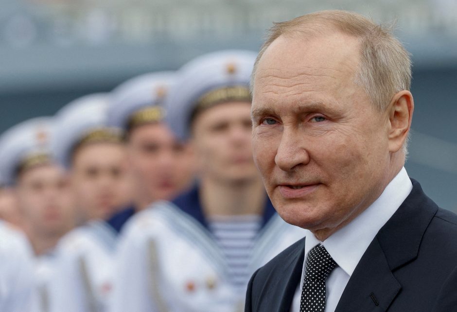 V. Putinas: Rusija pasirengusi tiekti dujas į Europą, bet kamuolys yra ES pusėje