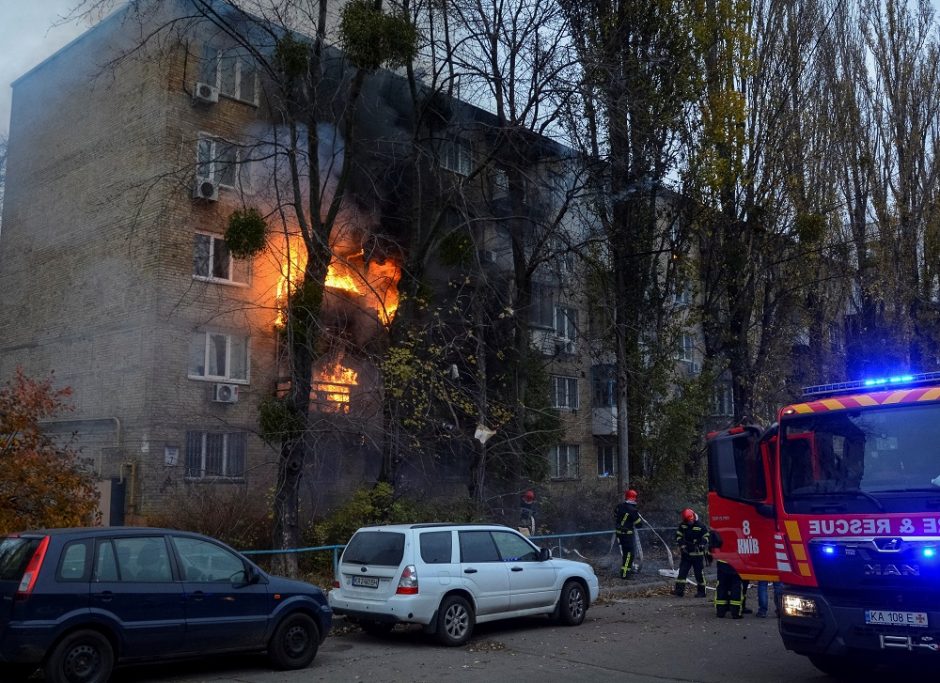 Žiniasklaida: numuštoje rusų raketoje buvo sumontuota imitacinė branduolinė galvutė