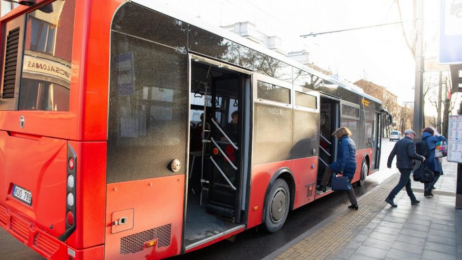 Kaip Vėlinių laikotarpiu kursuos Kauno viešasis transportas?