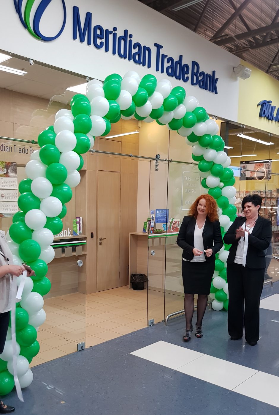 „Meridian Trade Bank“ atidarė klientų aptarnavimo skyrių