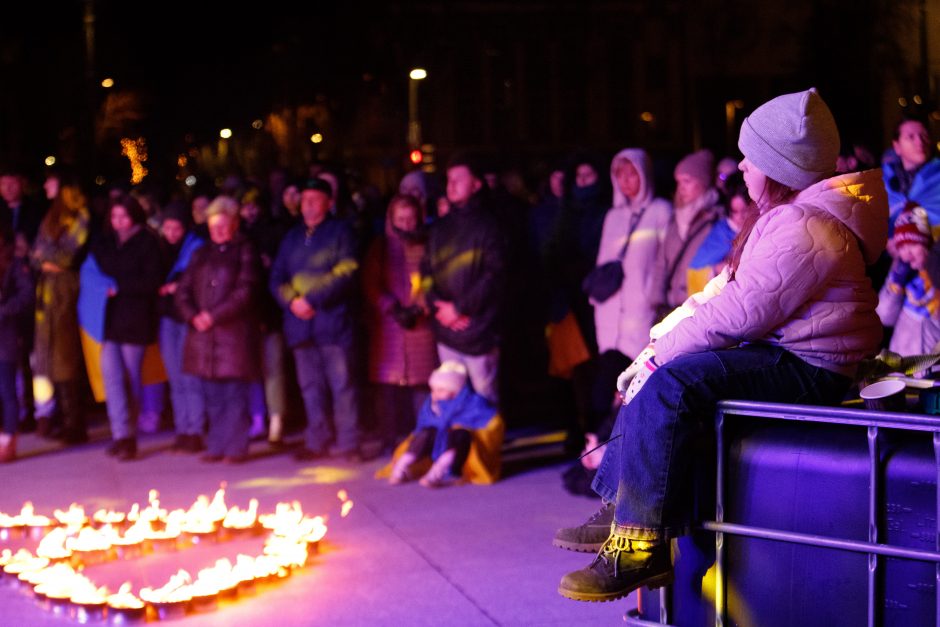 „Laisvė šviečia. Radarom. Kaunas“: suliepsnojo žvakių širdis