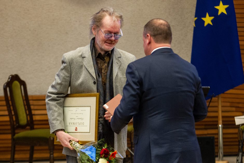 Dvylikai kūrėjų įteiktos Vyriausybės kultūros ir meno premijos