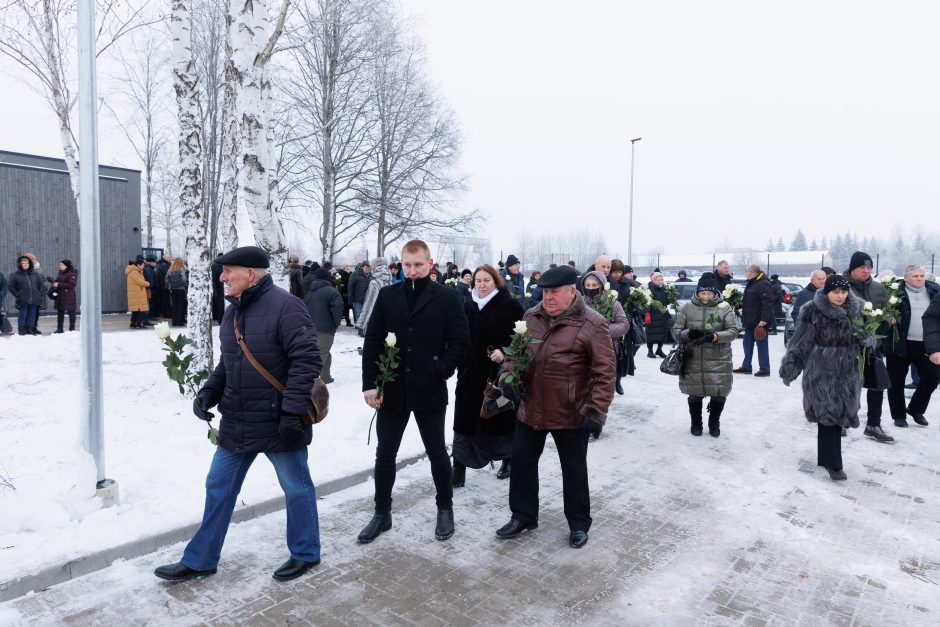 V. Katunskytė atgulė amžinojo poilsio: į paskutinę kelionę išlydėjo gausiais plojimais