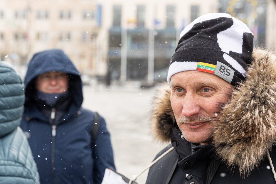 Pieno supirkimo kainomis nepatenkinti ūkininkai Vyriausybei grasina masiniais protestais