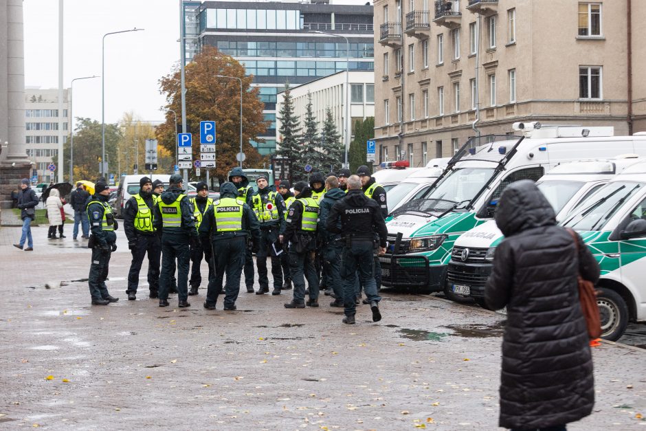 Protestas dėl NT mokesčio: jeigu matysiu, kad iš manęs atima namus, aš juos sudeginsiu