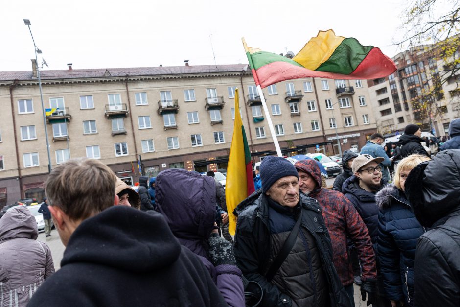 Protestas dėl NT mokesčio: jeigu matysiu, kad iš manęs atima namus, aš juos sudeginsiu