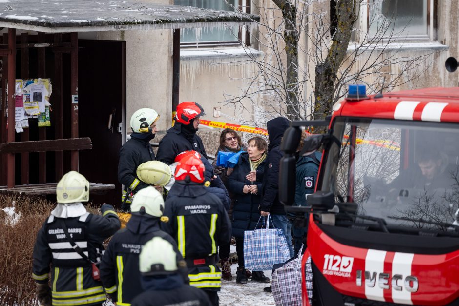 Pareigūnai neigia gandus: į vėliau sprogusį Viršuliškių daugiabutį vyko dėl kitos priežasties