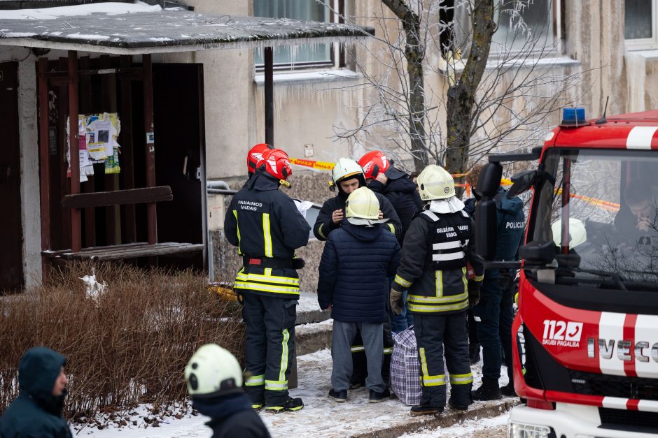 Pareigūnai neigia gandus: į vėliau sprogusį Viršuliškių daugiabutį vyko dėl kitos priežasties