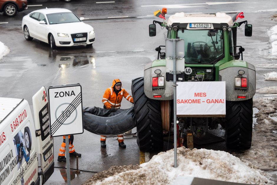 Žemdirbių technika penktadienį išvažiuos iš Vilniaus