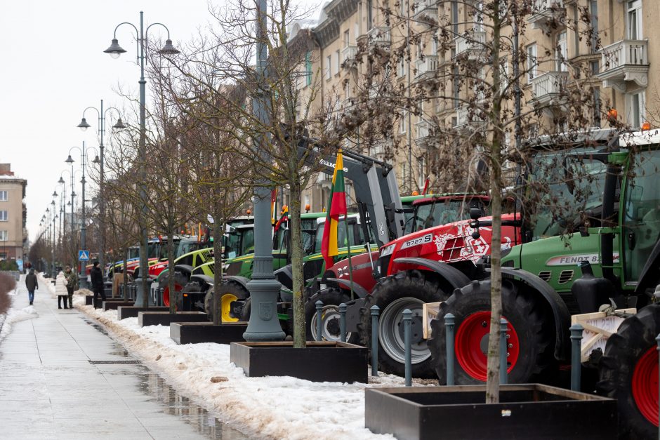 Žemdirbių technika penktadienį išvažiuos iš Vilniaus