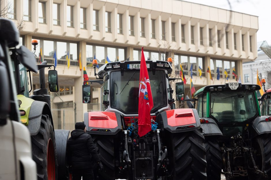 Žemdirbių technika penktadienį išvažiuos iš Vilniaus