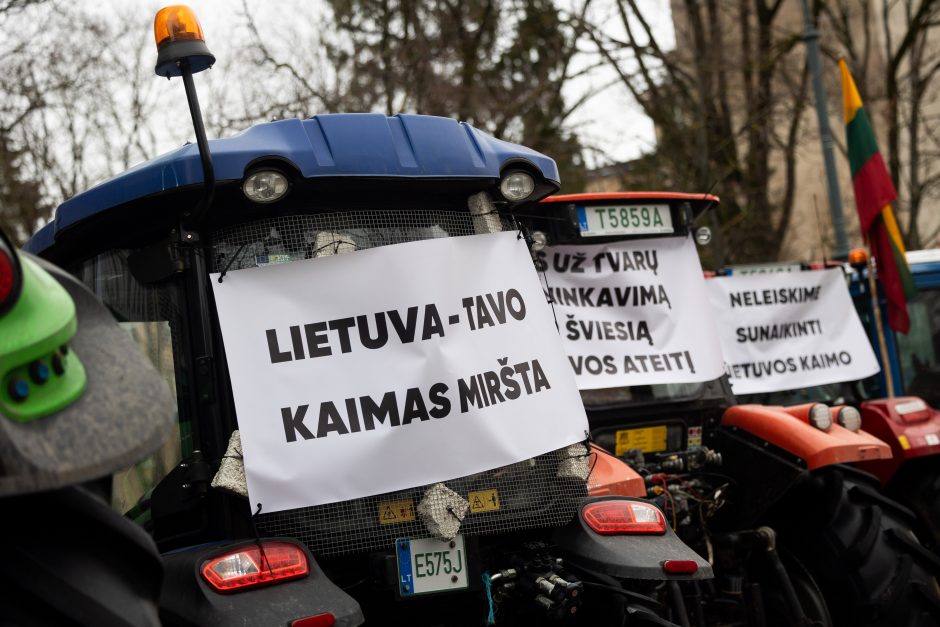 Žemdirbių technika penktadienį išvažiuos iš Vilniaus