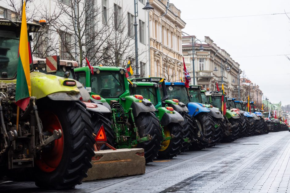 Žemdirbių technika penktadienį išvažiuos iš Vilniaus