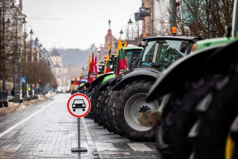 Žemdirbių technika penktadienį išvažiuos iš Vilniaus