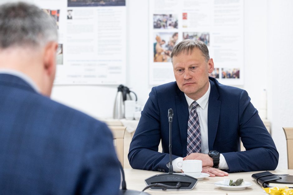 R. Bridikis patvirtino davęs nurodymą T. Gailiui patikrinti G. Nausėdos komandą