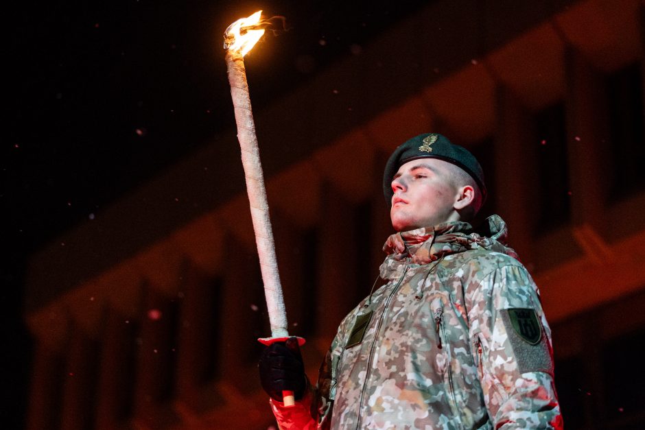 Atminimo laužų uždegimo ceremonija Vilniuje, Nepriklausomybės aikštėje