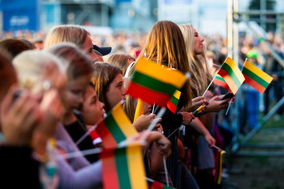 Lietuvos valstybės himno negiedojo beveik 60 proc. šalies gyventojų