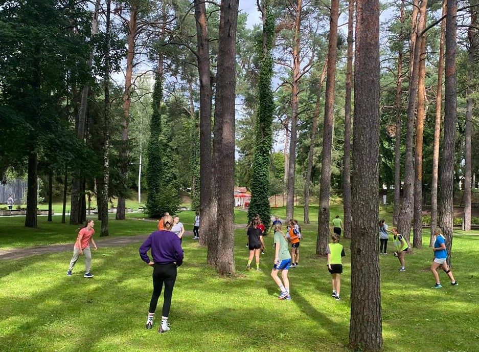 Vaikai stovyklose taps ir pareigūnais, ir istorijos detektyvais