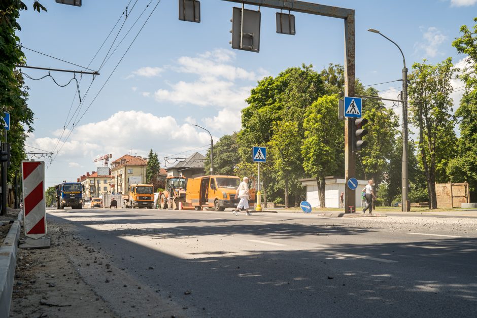 Darbai Savanorių prospekte: ar bus ribojamas eismas?