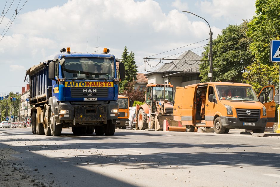 Darbai Savanorių prospekte: ar bus ribojamas eismas?