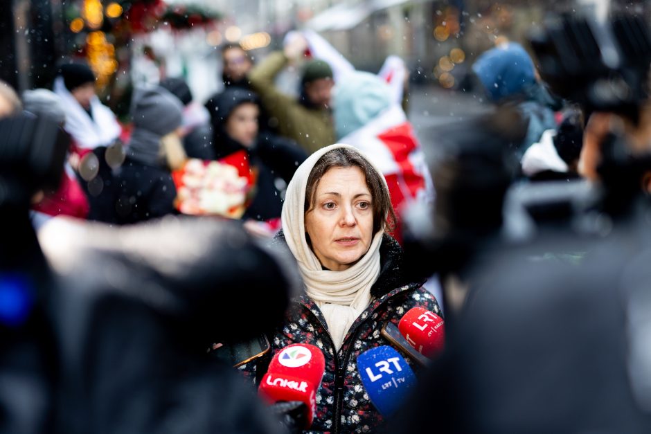 Vilniuje – maždaug dviejų dešimčių baltarusių protestas: norime, kad „vatnikų“ pelkė plėstųsi?