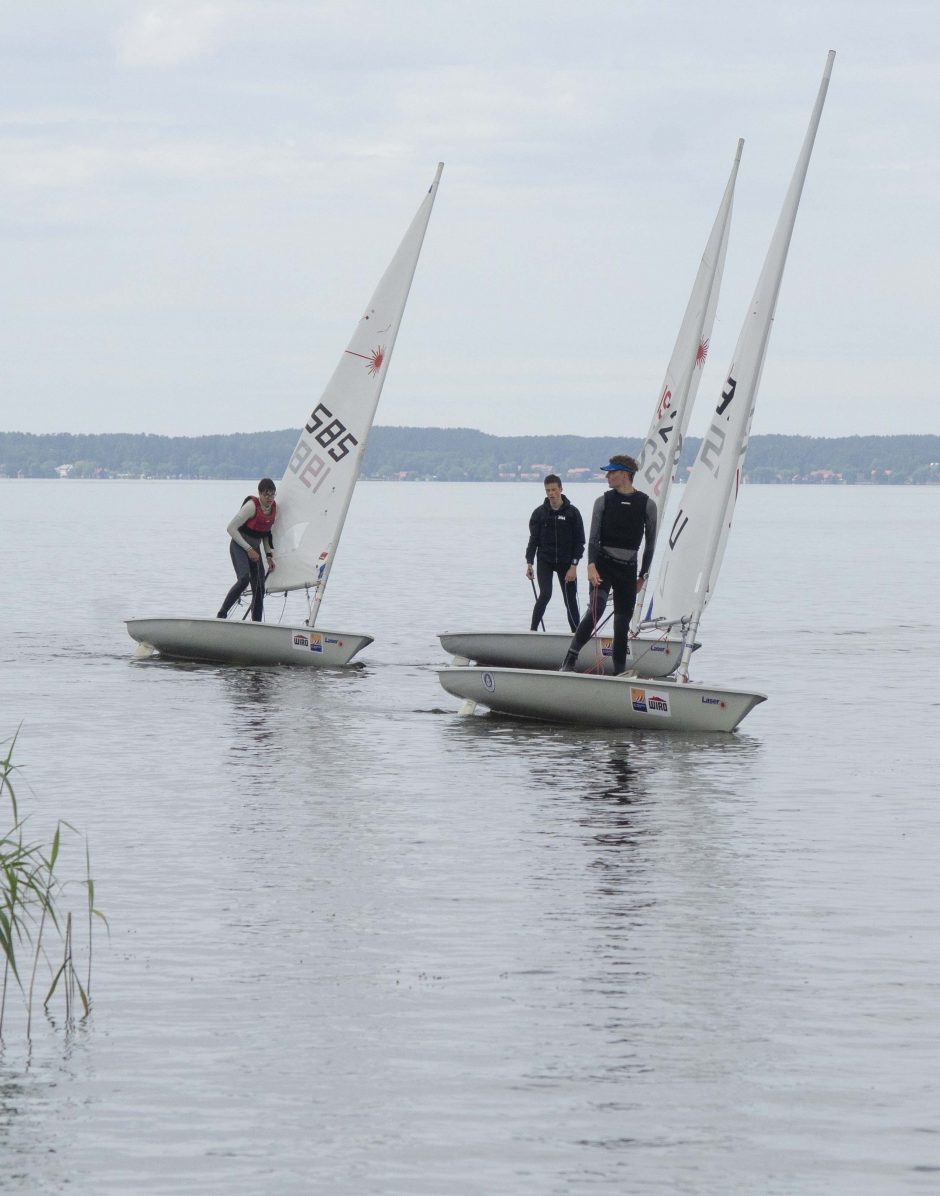 Kuršių marias skrodė kurėnai ir optimistai