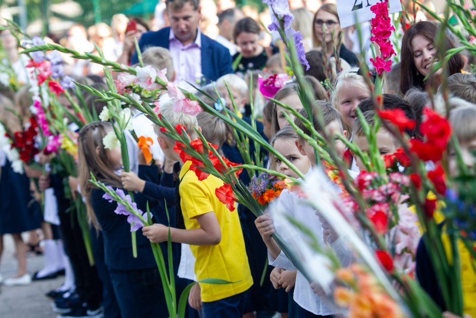 Progimnazijoje Vilniuje apsilankęs G. Nausėda: mokykla man – šventa vieta